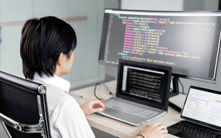 绵阳 ,php声明和调用变量的符号是什么？